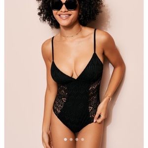 Healani Contour- lace one piece swimsuit